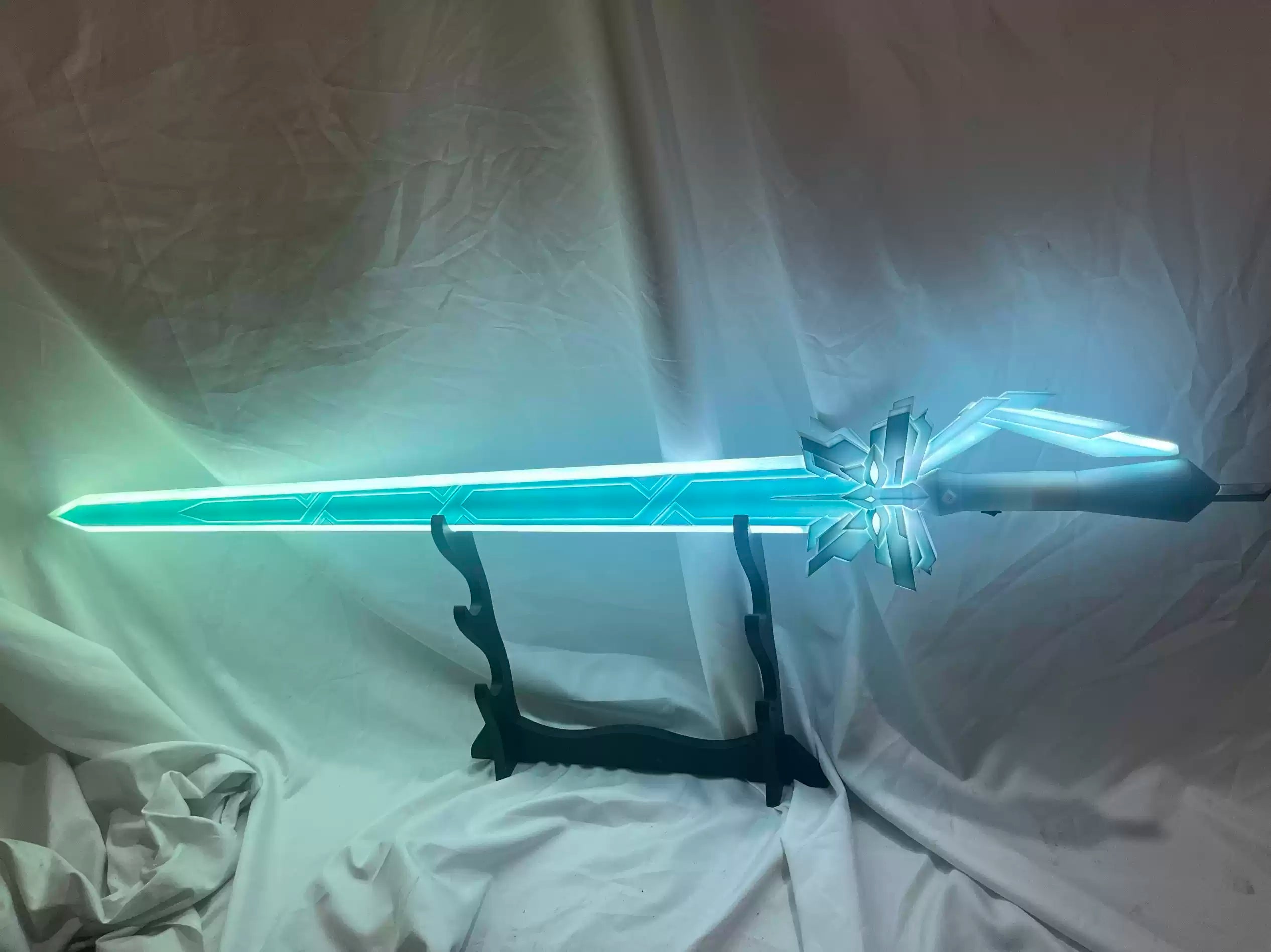 Genshin Impact Capitano Cosplay Sword – LED One-Handed Longsword Replica | High-Quality Weapon Prop