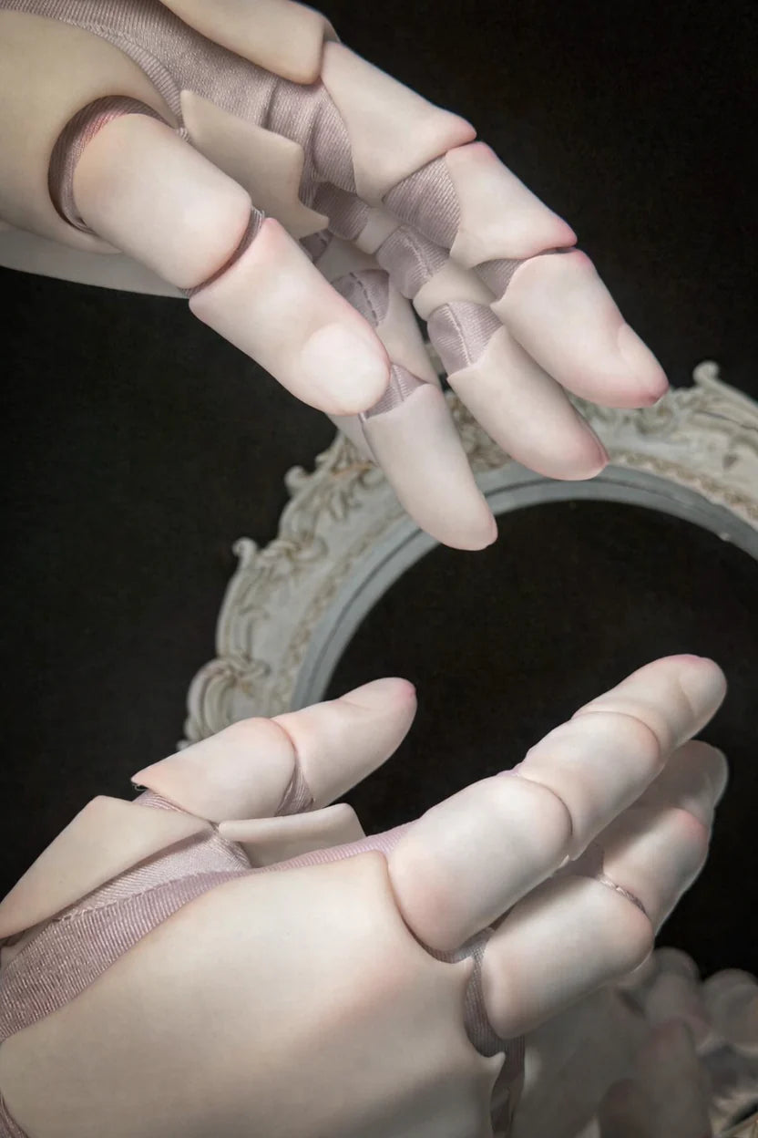 BJD Hand Doll Cosplay